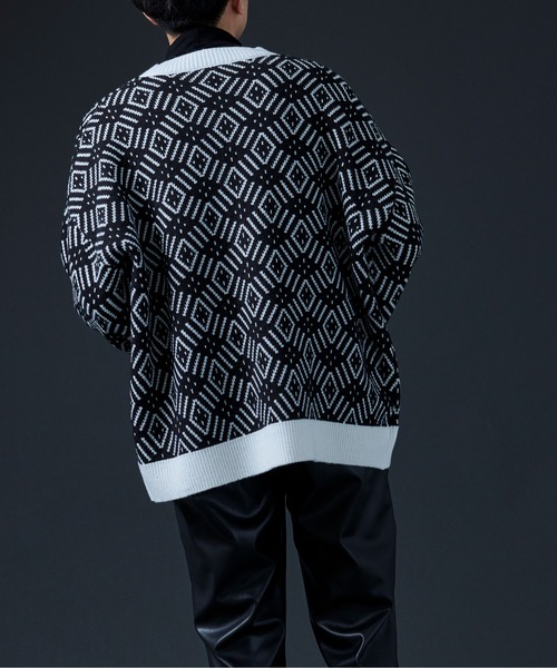 Ellno Loset(エルノロゼット)の「ジャガードニットカーディガン(カーディガン/ボレロ・メンズ・ブラック/グリーン・FREE)」の6枚目の写真