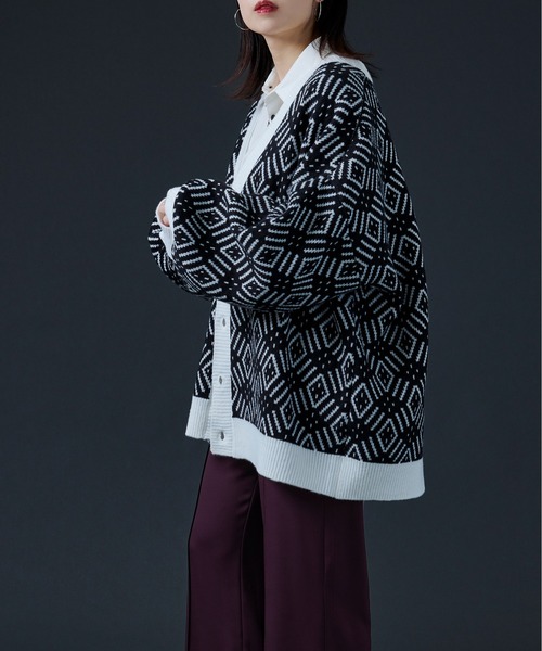 Ellno Loset(エルノロゼット)の「ジャガードニットカーディガン(カーディガン/ボレロ・メンズ・ブラック/グリーン・FREE)」の9枚目の写真