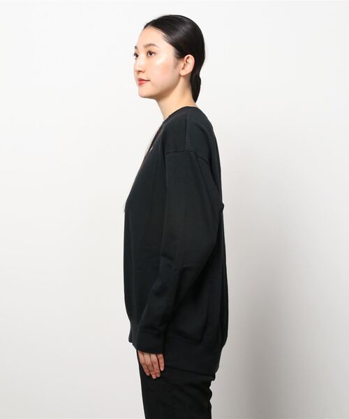 NIKE（ナイキ）の「ナイキ NIKE ナイキNSW スポーツ デイジー フリース L/S クルー（スウェット・レディース・ブラック/ホワイト・L/M/XL/S）」の5枚目の写真