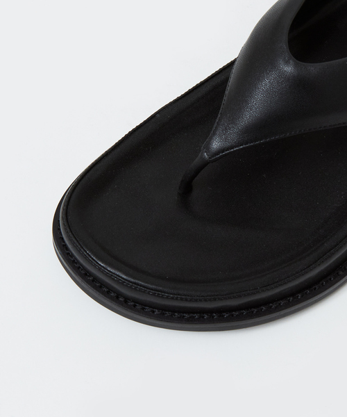 MOHI（モヒ）の「【MOHI】 トングサンダル（サンダル・レディース・ブラック/オフホワイト・38/39/35/36/37）」の14枚目の写真