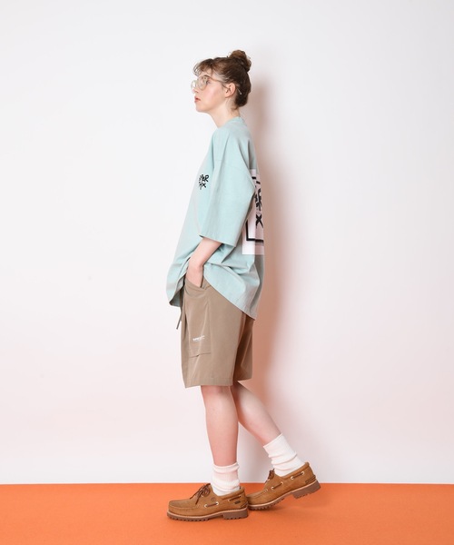 SUPERTHANKS（スーパーサンクス）の「ワンポイント＆バックプリントビッグシルエットTシャツ（ユニセックス）（Tシャツ/カットソー・メンズ・ホワイト/ブラック/ミント・M/L/S）」の12枚目の写真