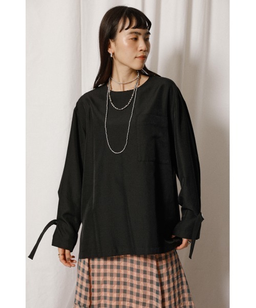 crie conforto（クリーコンフォルト）の「ショルダー釦ブラウス（シャツ/ブラウス・レディース・ブラック/オフホワイト/イエロー・SMALL/MEDIUM）」の6枚目の写真