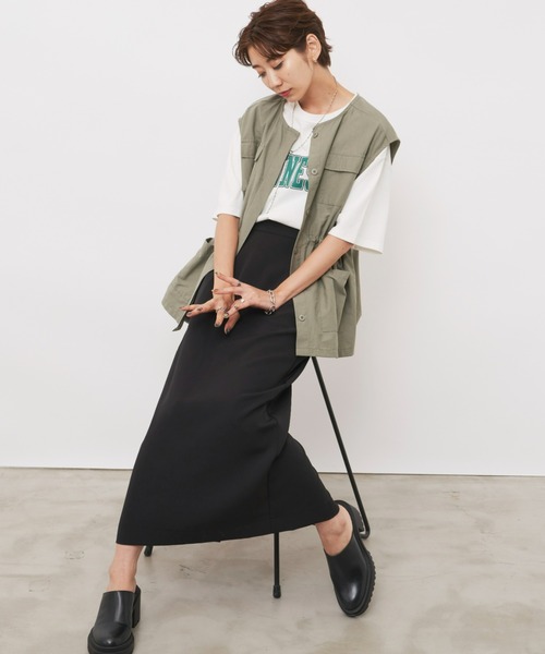 Auntie Rosa Holiday(アンティローザホリデー)の「アーチロゴカレッジプリントT(Tシャツ/カットソー・レディース・チャコールグレー/グレー/オフホワイト/グリーン・FREE)」の22枚目の写真