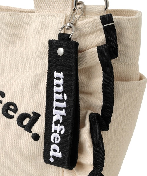 MILKFED.（ミルクフェド）の「RUFFLE MINI BAG/２WAY　キャンバス　ミニトートバッグ（ショルダーバッグ・レディース・ホワイト/ブラック/レッド・ONE SIZE）」の9枚目の写真