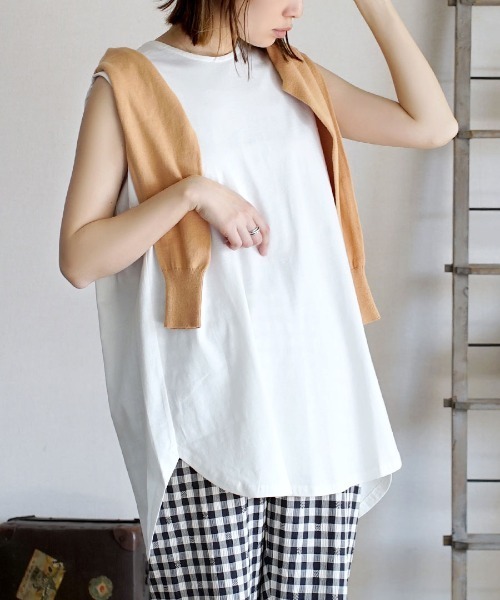 e-zakkamania stores(イーザッカマニアストアーズ)の「ノースリーブ コットンカットソー(Tシャツ/カットソー・レディース・オフホワイト/ブラック/ワインレッド/グレイッシュベージュ/ダークラベンダー・M)」の1枚目の写真