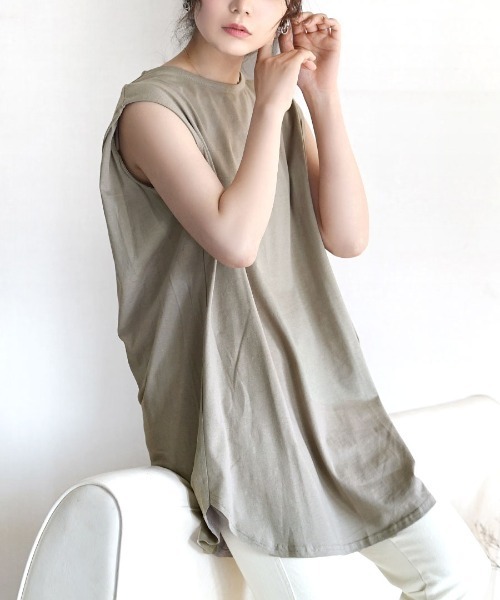 e-zakkamania stores(イーザッカマニアストアーズ)の「ノースリーブ コットンカットソー(Tシャツ/カットソー・レディース・オフホワイト/ブラック/ワインレッド/グレイッシュベージュ/ダークラベンダー・M)」の3枚目の写真