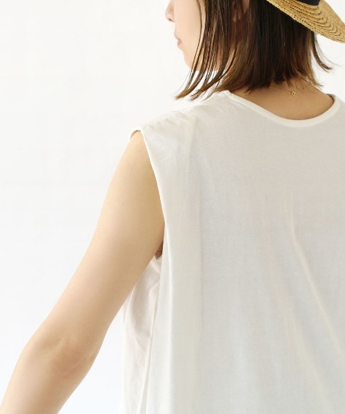 e-zakkamania stores(イーザッカマニアストアーズ)の「ノースリーブ コットンカットソー(Tシャツ/カットソー・レディース・オフホワイト/ブラック/ワインレッド/グレイッシュベージュ/ダークラベンダー・M)」の15枚目の写真