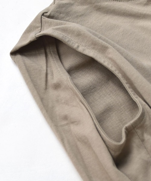 e-zakkamania stores(イーザッカマニアストアーズ)の「ノースリーブ コットンカットソー(Tシャツ/カットソー・レディース・オフホワイト/ブラック/ワインレッド/グレイッシュベージュ/ダークラベンダー・M)」の9枚目の写真