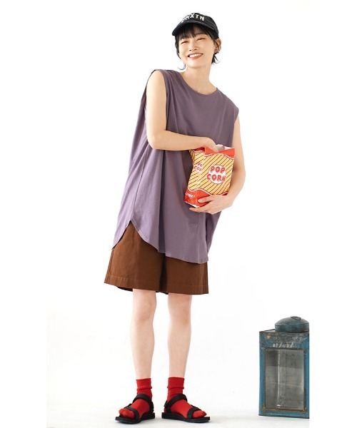 e-zakkamania stores(イーザッカマニアストアーズ)の「ノースリーブ コットンカットソー(Tシャツ/カットソー・レディース・オフホワイト/ブラック/ワインレッド/グレイッシュベージュ/ダークラベンダー・M)」の21枚目の写真