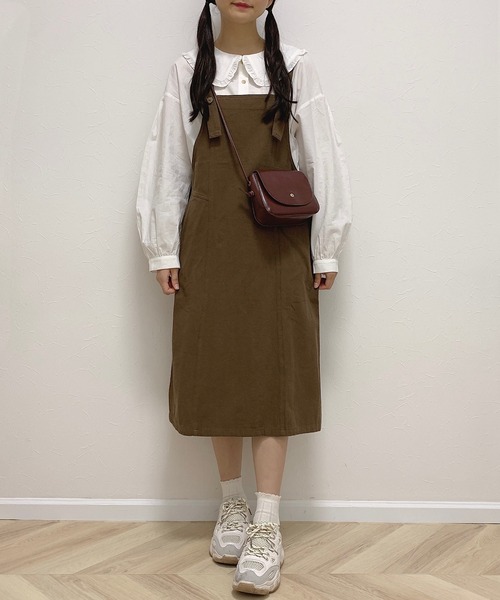 Cham.(チャム)の「ぼたんサロペット(サロペット/オーバーオール・レディース・オフホワイト/ベージュ/ブラウン・F)」の6枚目の写真