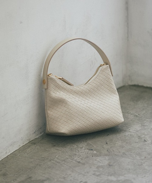 RIVE DROITE（リヴドロワ）の「メッシュ型押し2WAYミニバッグ（ハンドバッグ・レディース・ブラック/アイボリー・FREE）」の2枚目の写真