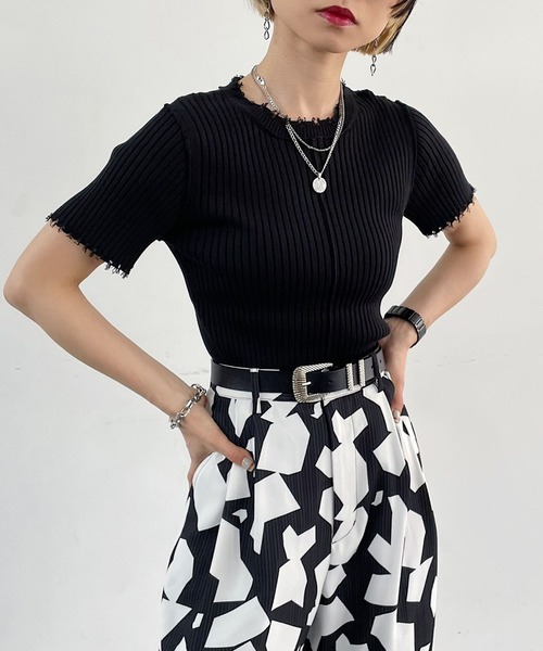 PAGEBOY（ページボーイ）の「ダメージ半袖ニット（ニット/セーター・レディース・ブラック/ネイビー/オフホワイト・FREE）」の3枚目の写真