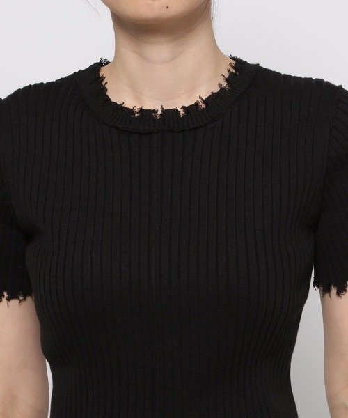 PAGEBOY（ページボーイ）の「ダメージ半袖ニット（ニット/セーター・レディース・ブラック/ネイビー/オフホワイト・FREE）」の7枚目の写真