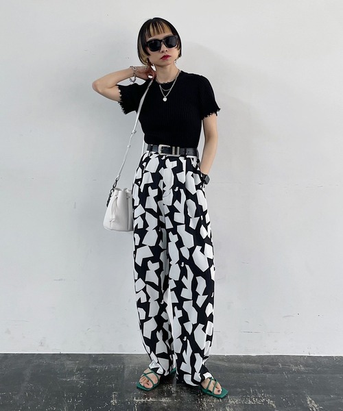 PAGEBOY（ページボーイ）の「ダメージ半袖ニット（ニット/セーター・レディース・ブラック/ネイビー/オフホワイト・FREE）」の22枚目の写真