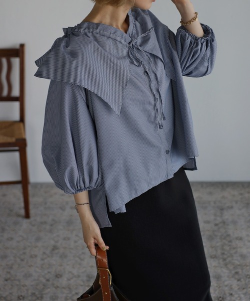 Bonjour Sagan（ボンジュールサガン）の「フリルカラーブラウス（シャツ/ブラウス・レディース・ライトブルー/ネイビー/ブルー・FREE）」の4枚目の写真