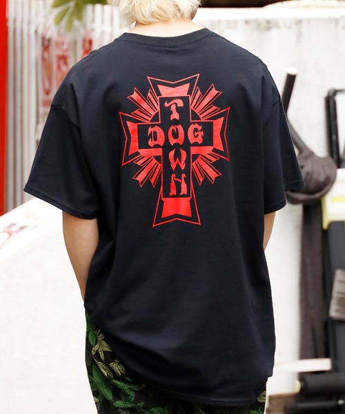 DOGTOWN(ドッグタウン)の「DOGTOWN/ドッグタウン Closs Logo S/S TEE 半袖ロゴTシャツ(Tシャツ/カットソー・メンズ・ブラック×レッド/ブラック×グリーン/ホワイト×ブラック/ブラック×ホワイト・M/L/XL)」の21枚目の写真