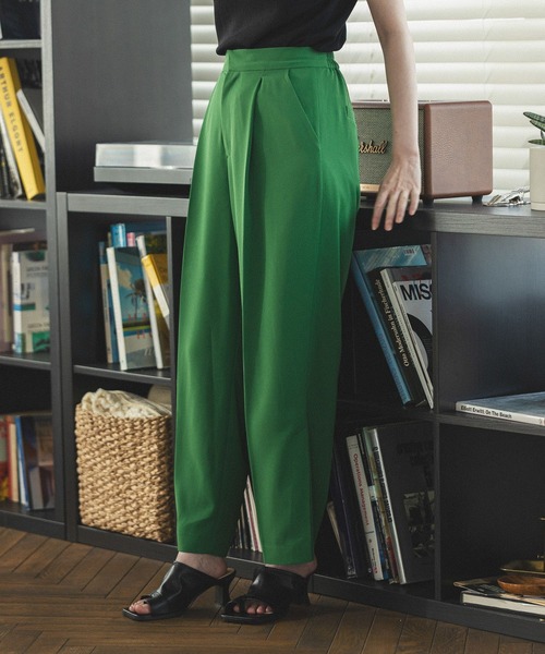 Andemiu(アンデミュウ)の「ハイウエストカラースリットパンツ285899(スラックス・レディース・グレー/グリーン/アイボリー・FREE)」の3枚目の写真