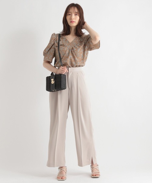 Andemiu(アンデミュウ)の「ハイウエストカラースリットパンツ285899(スラックス・レディース・グレー/グリーン/アイボリー・FREE)」の10枚目の写真