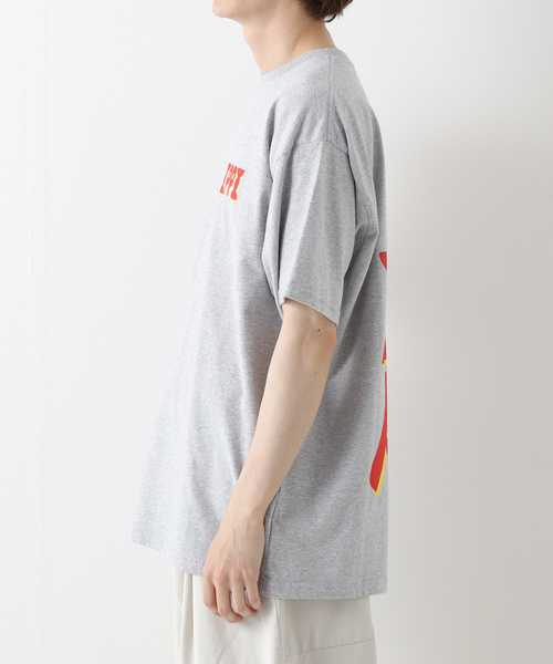 WISM(ウィズム)の「【PUBLIC POSSESSION / パブリックポゼッション】I LOVE PP T-SHIR(Tシャツ/カットソー・メンズ・チャコールグレー・LARGE/MEDIUM/X-LARGE)」の4枚目の写真