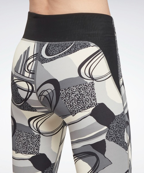 Reebok(リーボック)の「ラックス パフォーム レギンス / Lux Perform Leggings(レギンス/スパッツ・レディース・ブラック/ブルー/ブルー系その他・MEDIUM/LARGE/SMALL/X-SMALL/X-LARGE)」の10枚目の写真