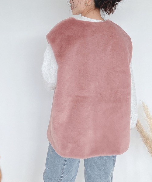 AS KNOW AS plus（アズノゥアズプラス）の「♪さらりと フェイクファーベスト　【2022AWアイテム】（ベスト・レディース・ベージュ/ブラウン/ピンク/アイボリー・FREE）」の15枚目の写真