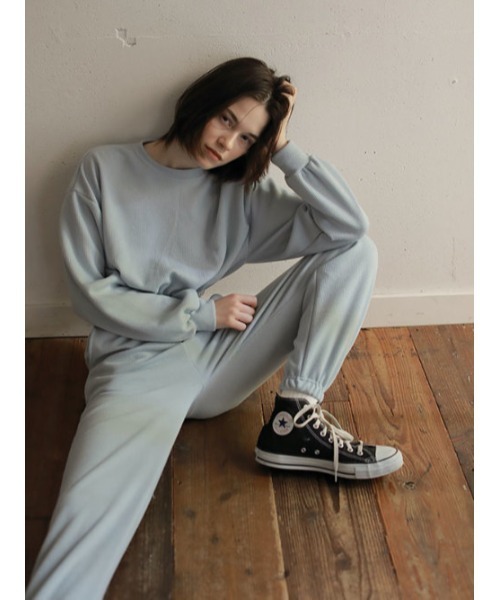 AMAIL（アマイル）の「Blank mini トップス（スウェット・レディース・アイボリー/ブラック/ブルー・FREE）」の3枚目の写真