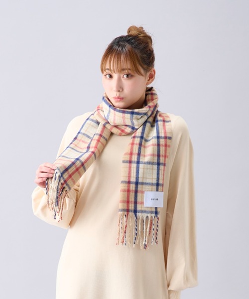 estaa(エスタ)の「とろーりマフラー ”カジュアルチェック”(マフラー・レディース・オフホワイト/サックスブルー/キャメル/ダークブルー/ネイビー×ホワイト/アイボリー/ブラウン/ブラック×ホワイト/ライトオレンジ系/ネイビー/ピンク/グレー×サックスブルー/オートミール/サンドベージュ/ミント/ライトグレー/グレー/インディゴブルー/ベージュ・FREE)」の12枚目の写真