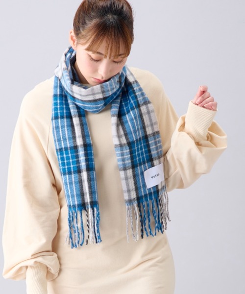 estaa(エスタ)の「とろーりマフラー ”カジュアルチェック”(マフラー・レディース・オフホワイト/サックスブルー/キャメル/ダークブルー/ネイビー×ホワイト/アイボリー/ブラウン/ブラック×ホワイト/ライトオレンジ系/ネイビー/ピンク/グレー×サックスブルー/オートミール/サンドベージュ/ミント/ライトグレー/グレー/インディゴブルー/ベージュ・FREE)」の8枚目の写真