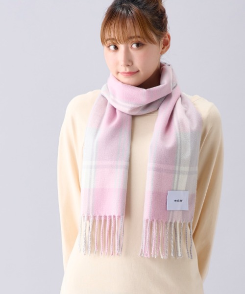estaa(エスタ)の「とろーりマフラー ”カジュアルチェック”(マフラー・レディース・オフホワイト/サックスブルー/キャメル/ダークブルー/ネイビー×ホワイト/アイボリー/ブラウン/ブラック×ホワイト/ライトオレンジ系/ネイビー/ピンク/グレー×サックスブルー/オートミール/サンドベージュ/ミント/ライトグレー/グレー/インディゴブルー/ベージュ・FREE)」の2枚目の写真