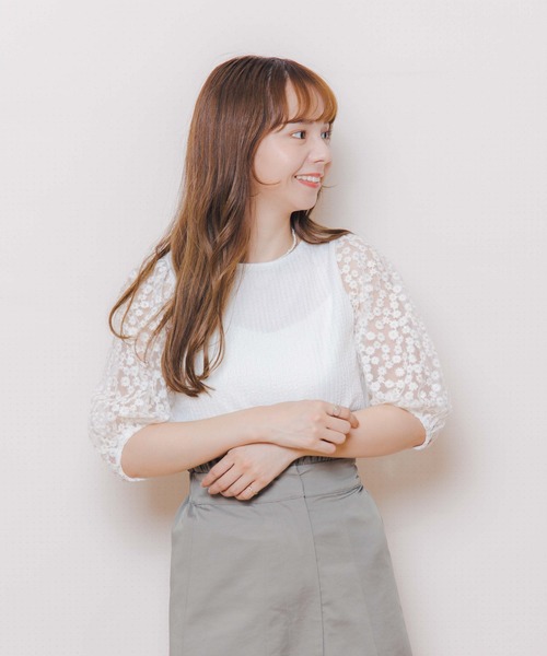 flower（フラワー）の「ビューティフルブルームトップ（Tシャツ/カットソー・レディース・ホワイト/アイボリー・FREE）」の13枚目の写真