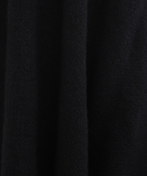 SHOO・LA・RUE(シューラルー)の「◆体系カバーが叶う!フリンジ ポンチョ カーディガン(ポンチョ・レディース・ブラック/ダークグリーン/ライトベージュ/ダークオレンジ・00)」の11枚目の写真