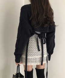 Nia(ニア)/ショート丈 バックリボン ケーブルニット
