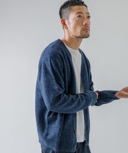 URBAN RESEARCH ROSSO MEN(アーバンリサーチロッソメン)の「メランジソフトウールニットカーディガン(カーディガン/ボレロ・メンズ・ネイビー/ブラック/ベージュ・MEDIUM/LARGE)」の4枚目の写真