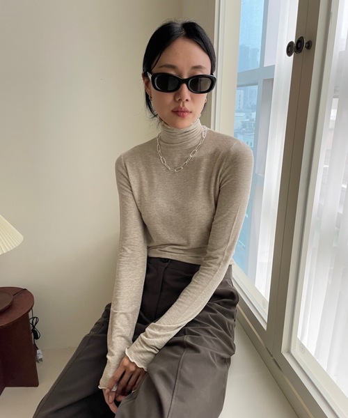 Didot.showroom(ディドット ショールーム)の「ウール混メロータートルネックT(Tシャツ/カットソー・レディース・ベージュ/ホワイト/ブラック/ブルーグレー/グリーン・FREE)」の15枚目の写真
