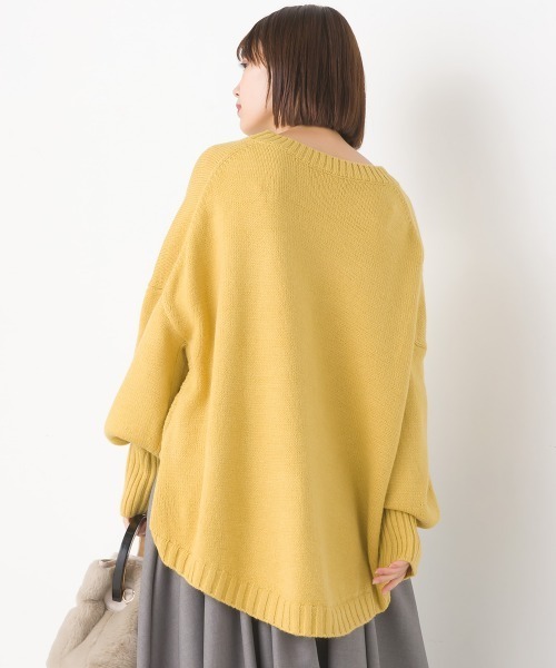 OMNES（オムネス）の「ウールアルパカ混裾ラウンドプルオーバーニット（ニット/セーター・レディース・イエロー/サックスブルー/アイボリー/ブラック・FREE）」の21枚目の写真