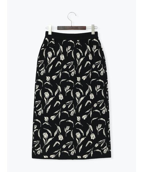 Te chichi TERRASSE（テチチテラス）の「花柄ジャカードニットスカート(セットアップ可)（スカート・レディース・モカ/ネイビー/ブラック・ﾌﾘ-）」の8枚目の写真