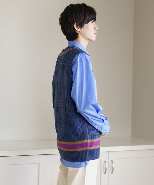 BRICK & SONS(ブリックアンドサンズ)の「チルデンニットベスト(ベスト・メンズ・オフホワイト/ネイビー/ブラウン・M/L/XL)」の8枚目の写真