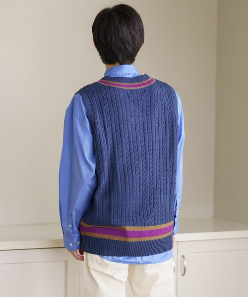 BRICK & SONS(ブリックアンドサンズ)の「チルデンニットベスト(ベスト・メンズ・オフホワイト/ネイビー/ブラウン・M/L/XL)」の9枚目の写真