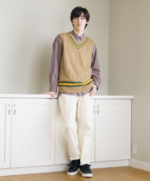 BRICK & SONS(ブリックアンドサンズ)の「チルデンニットベスト(ベスト・メンズ・オフホワイト/ネイビー/ブラウン・M/L/XL)」の16枚目の写真