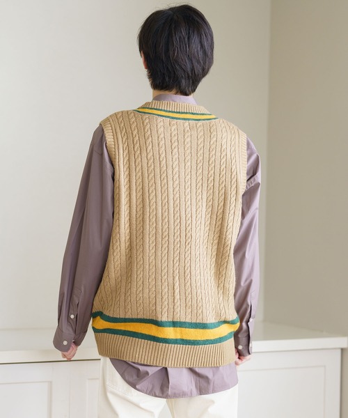 BRICK & SONS(ブリックアンドサンズ)の「チルデンニットベスト(ベスト・メンズ・オフホワイト/ネイビー/ブラウン・M/L/XL)」の19枚目の写真