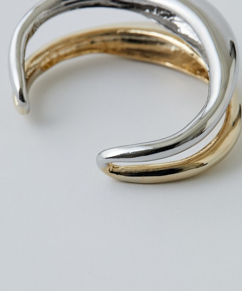 GALLARDAGALANTE（ガリャルダガランテ）の「Plumpバイカラーバングル（バングル/リストバンド・レディース・シルバー×ゴールド・FREE）」の4枚目の写真