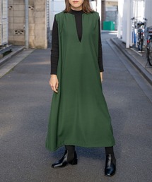 キーネックノースリーブロング丈ワンピース