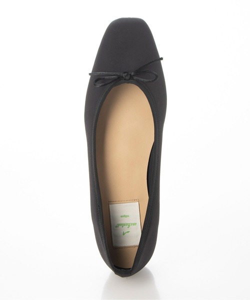 enchanted（エンチャンテッド）の「《晴雨兼用》撥水オニベジスクエアバレエシューズ（パンプス・レディース・カーキ/イエロー/ブラック/ベージュ/パープル/ネイビー・35/36/37/38/39/40）」の10枚目の写真