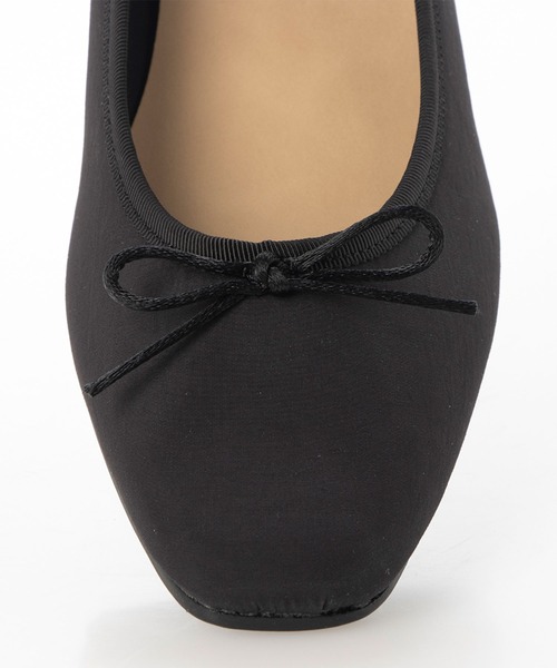 enchanted（エンチャンテッド）の「《晴雨兼用》撥水オニベジスクエアバレエシューズ（パンプス・レディース・カーキ/イエロー/ブラック/ベージュ/パープル/ネイビー・35/36/37/38/39/40）」の12枚目の写真