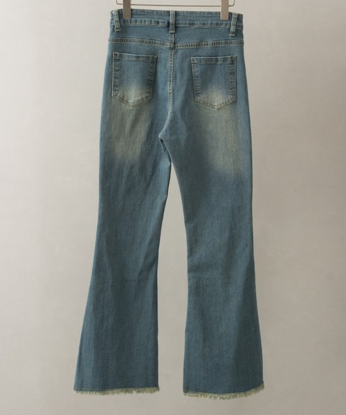 SpRay（スプレイ）の「デニムフリンジセミフレアパンツ（デニムパンツ・レディース・ブルー/ネイビー・SMALL/MEDIUM）」の16枚目の写真