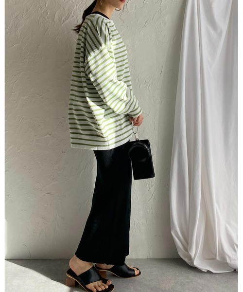 She's Closet(シーズクローゼット)の「ビッグシルエット深Vネックボーダー長袖プルオーバースポンディッシュニット(ニット/セーター・レディース・オフホワイト/ピンク/グリーン・FREE)」の5枚目の写真