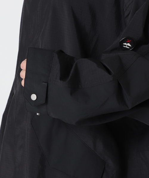 YDOT（ワイドット）の「別注【Y(dot)BY NORDISK】WASHING RIP MODSC：マウンテンコート（マウンテンパーカー・レディース・ベージュ/ブラック・FREE）」の5枚目の写真