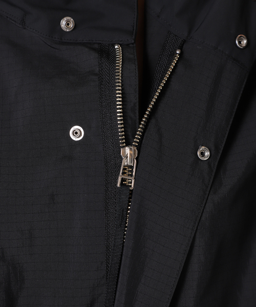 YDOT（ワイドット）の「別注【Y(dot)BY NORDISK】WASHING RIP MODSC：マウンテンコート（マウンテンパーカー・レディース・ベージュ/ブラック・FREE）」の14枚目の写真