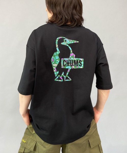 CHUMS(チャムス)の「CHUMS/チャムス オーバーサイズ フラワーブービーロゴ コラボTシャツ/バックプリントTシャツ/半袖Tシャツ CH01-2200(Tシャツ/カットソー・メンズ・ブラック/ホワイト・XL/M/L)」の1枚目の写真