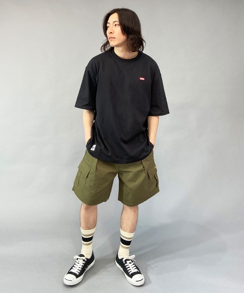 CHUMS(チャムス)の「CHUMS/チャムス オーバーサイズ フラワーブービーロゴ コラボTシャツ/バックプリントTシャツ/半袖Tシャツ CH01-2200(Tシャツ/カットソー・メンズ・ブラック/ホワイト・XL/M/L)」の21枚目の写真